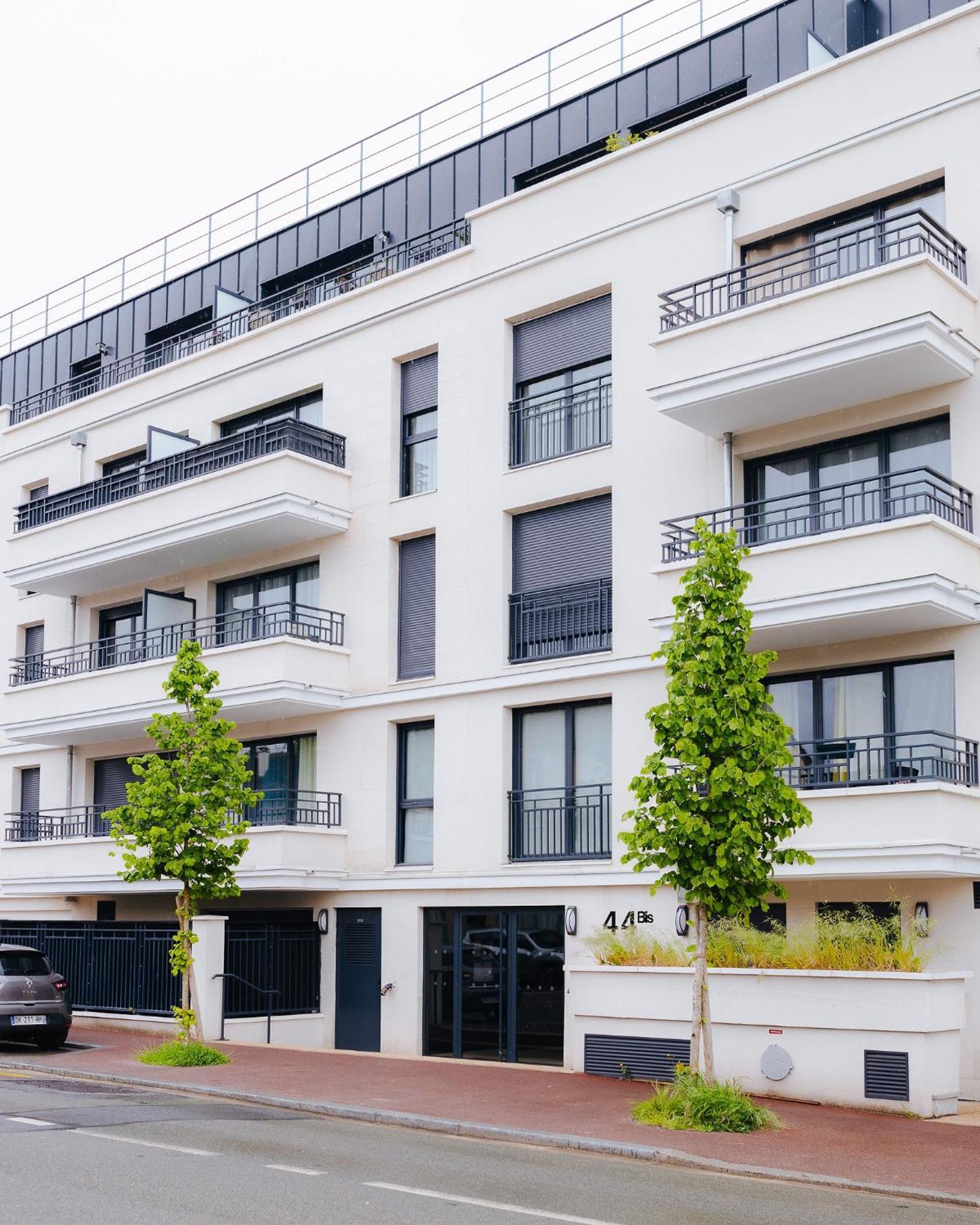 Appartement Luxueux, Neuf & Equipe A Versailles, Saint-Cyr-lʼÉcole Exterior foto